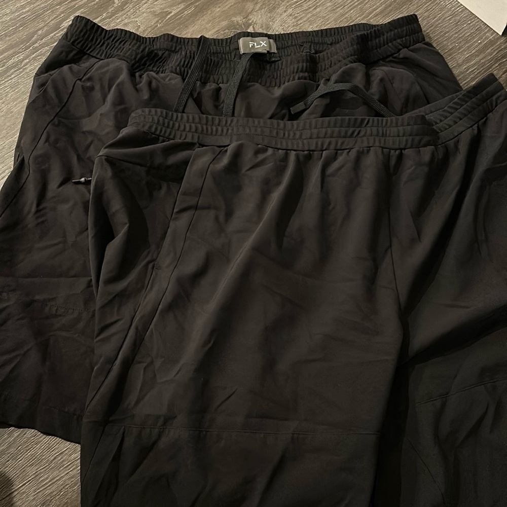 2 pairs of men’s XXL FLX workout shorts- like new!